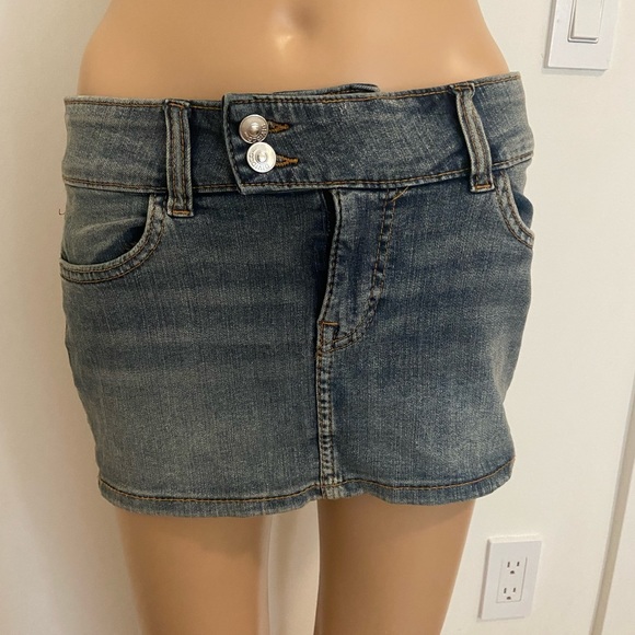 Divided denim mini skirt - Picture 2 of 4